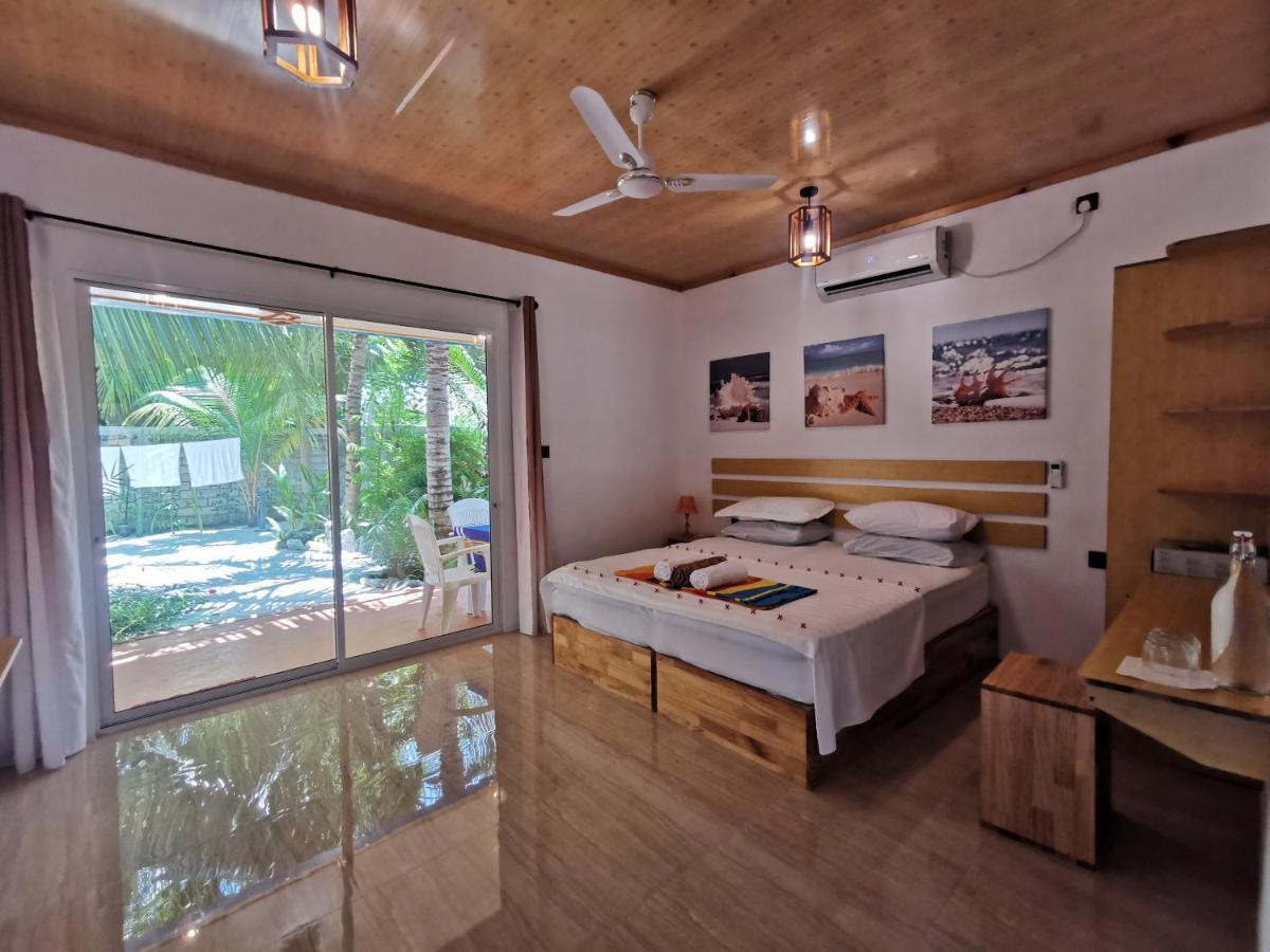 Blue Water Thoddoo Inn 외부 사진