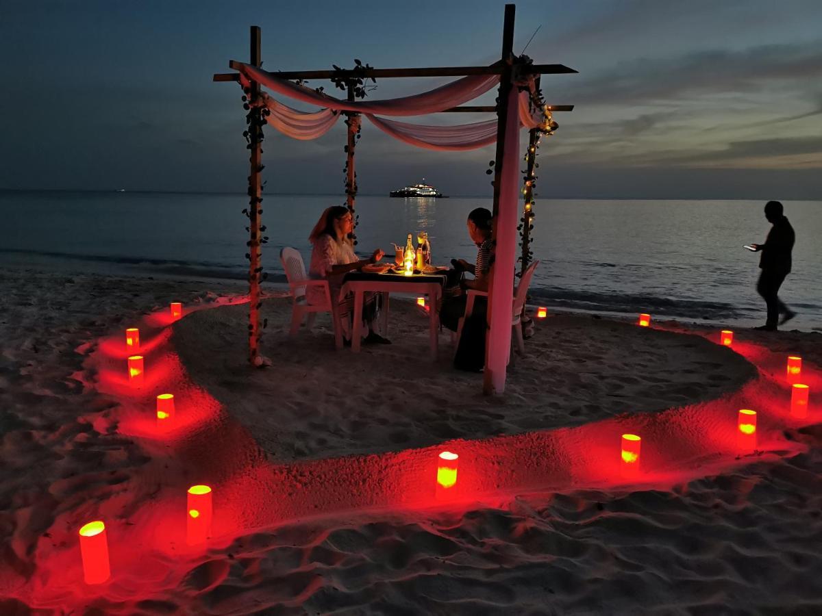 Blue Water Thoddoo Inn 외부 사진